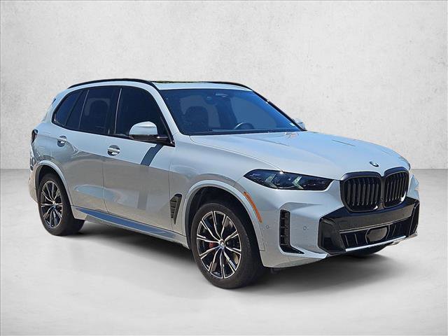 Used 2024 BMW X5 xDrive40i w/ Executive Package AWD/4WD image 3