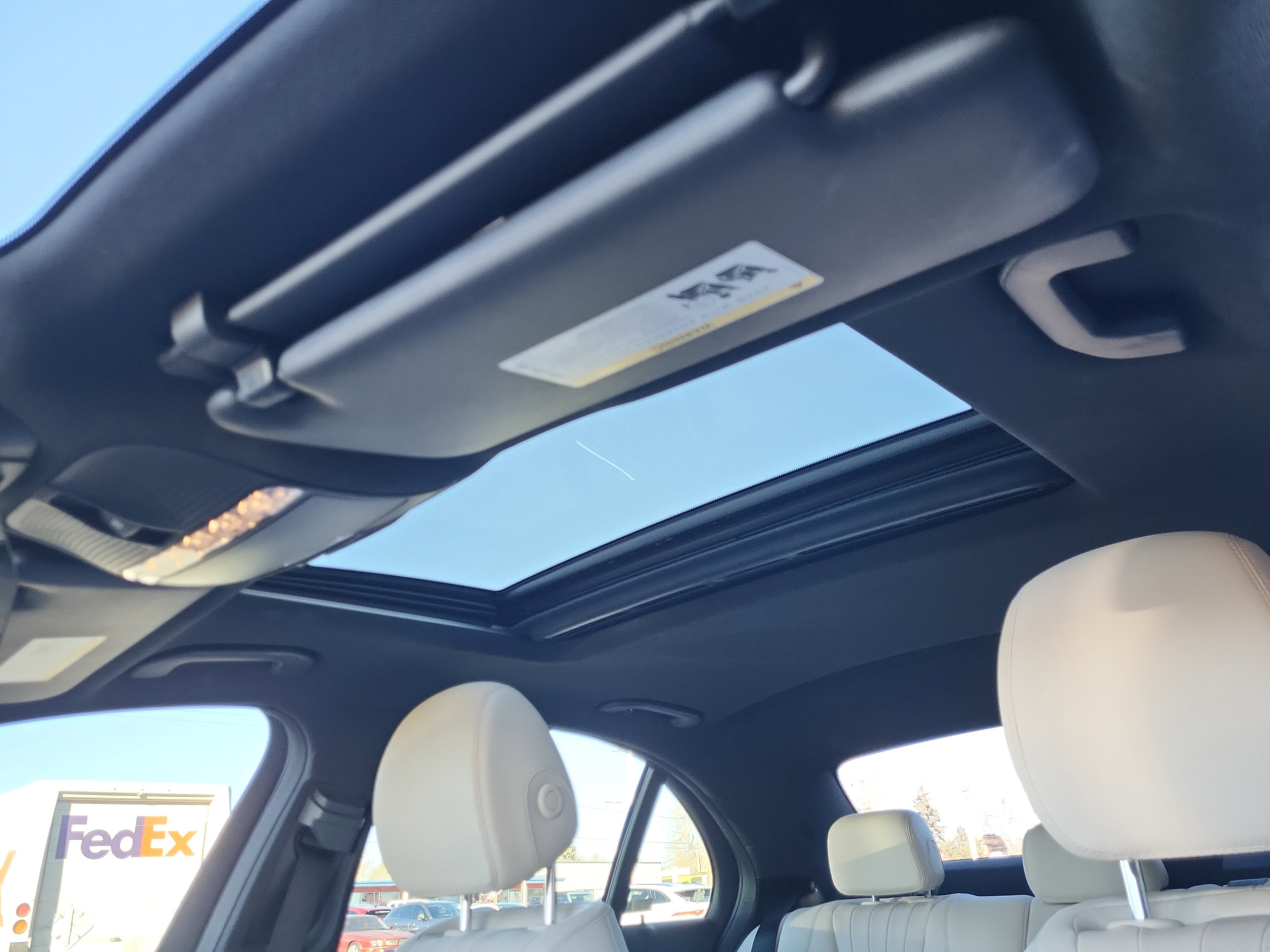 Used 2017 Mercedes-Benz E 300 4MATIC image 17