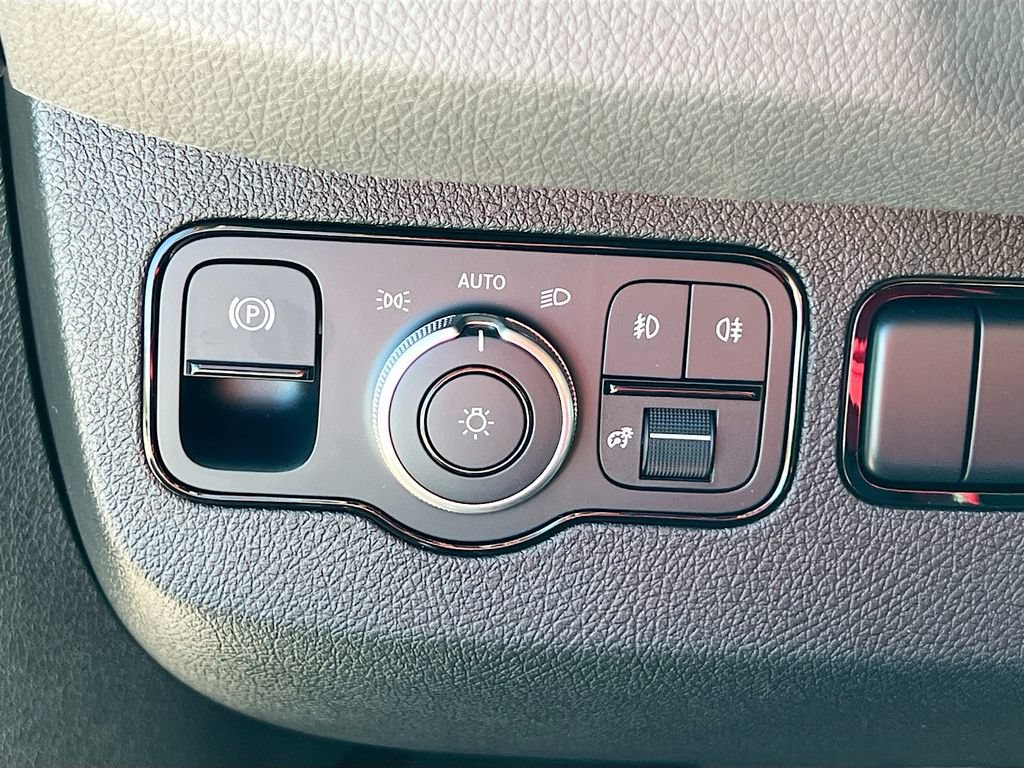 New 2026 Mercedes-Benz Sprinter 2500 image 11