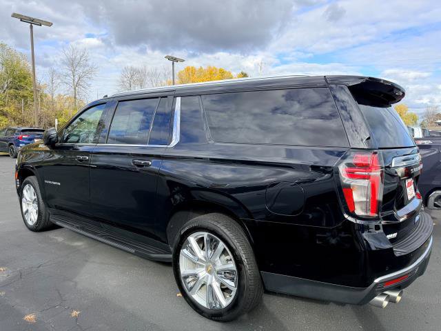 Used 2024 Chevrolet Suburban High Country w/ Max Trailering Package image 7