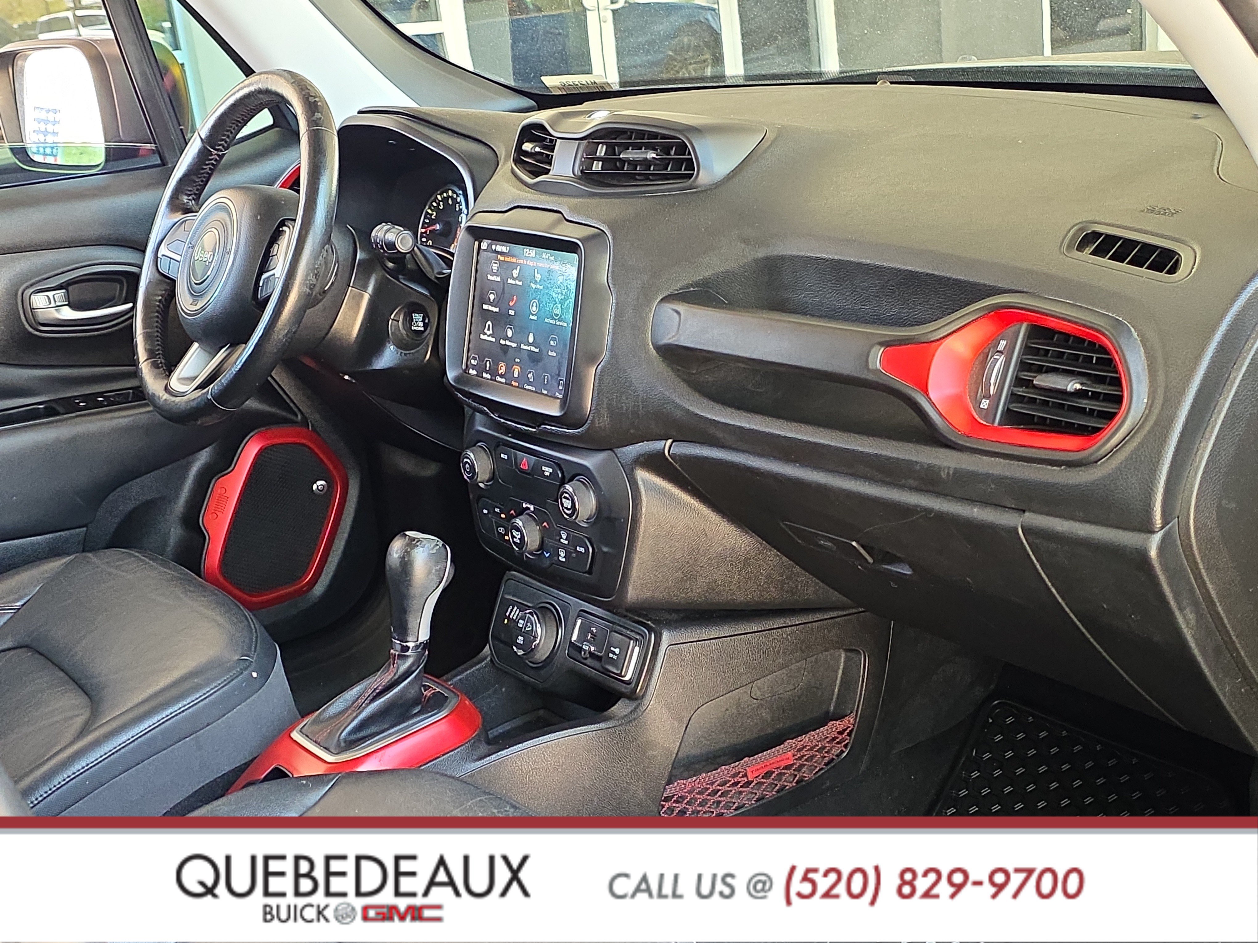 Used 2018 Jeep Renegade Trailhawk AWD/4WD image 27