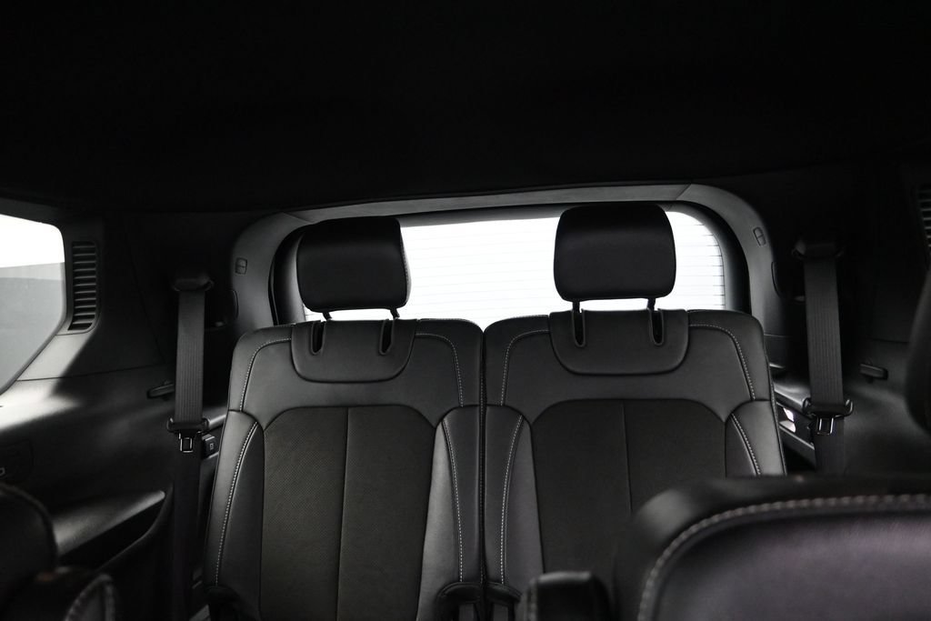 Used 2023 Jeep Grand Cherokee L Laredo AWD/4WD image 14