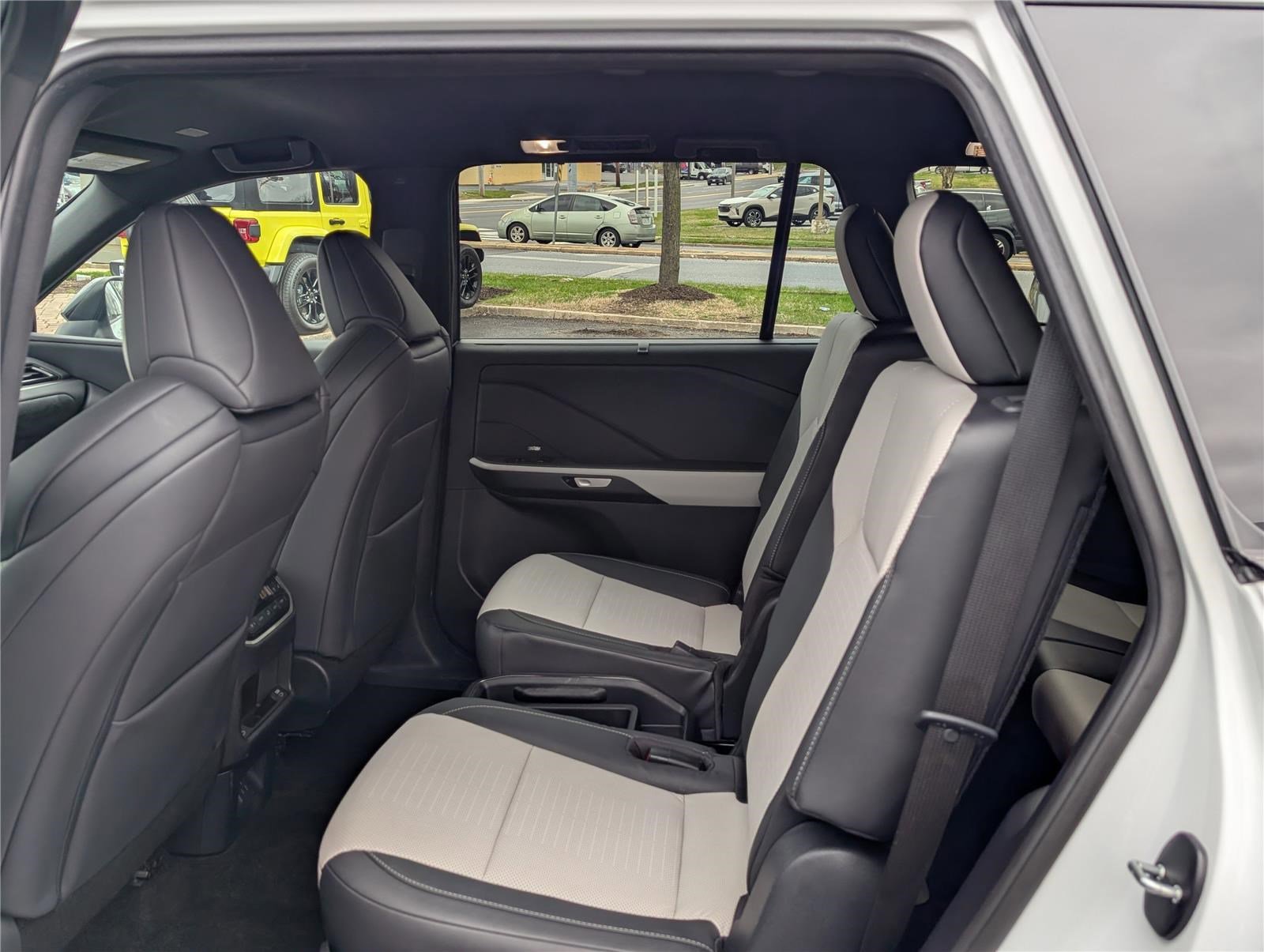 Certified 2024 Lexus TX 500h AWD w/ Technology Package image 17