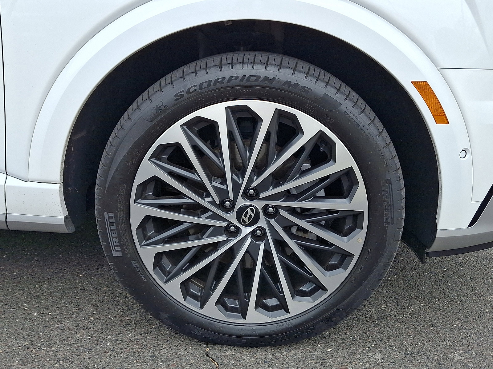 Certified 2026 Hyundai Palisade Calligraphy AWD/4WD image 5