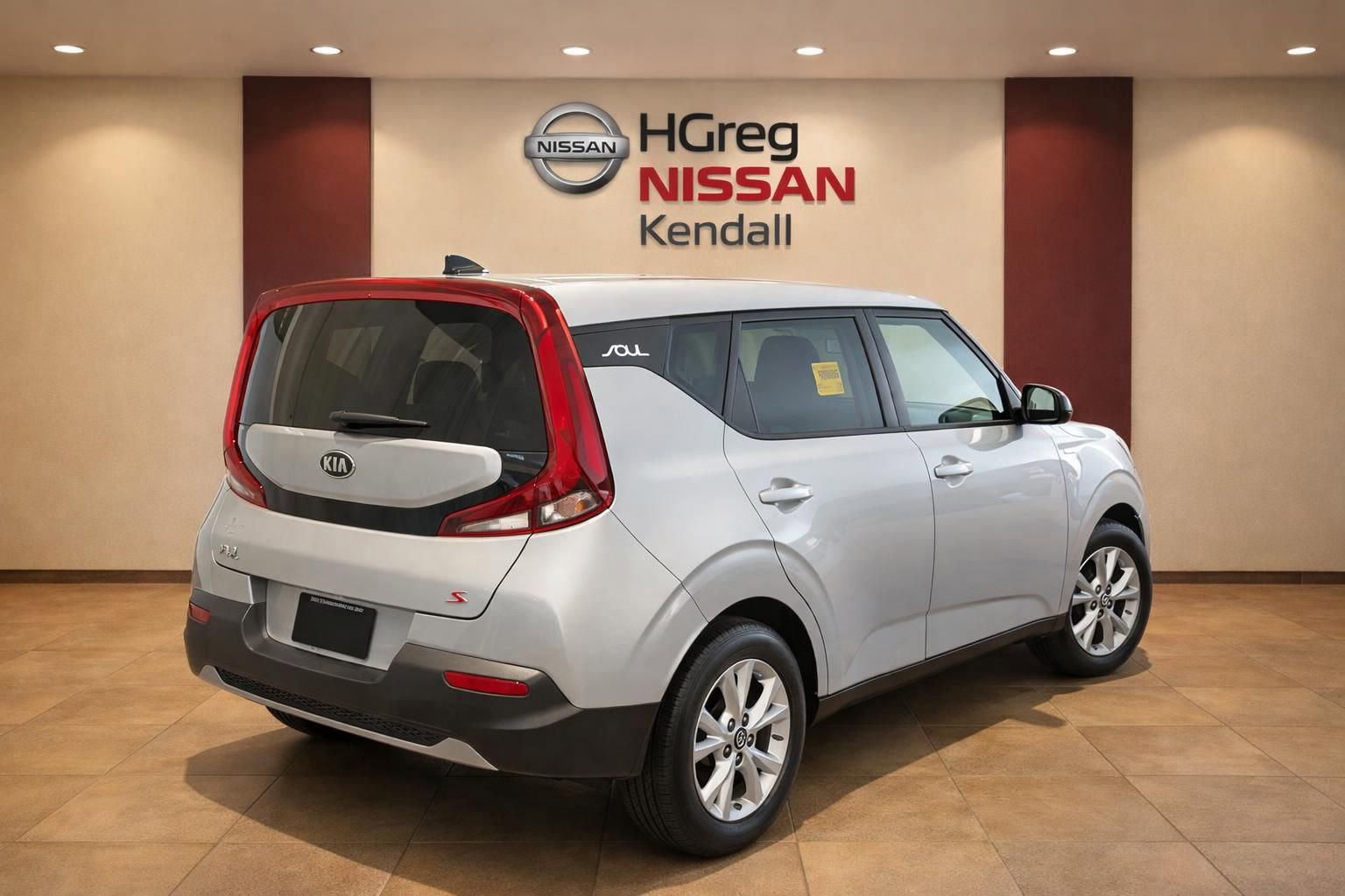 Used 2020 Kia Soul S FWD image 4