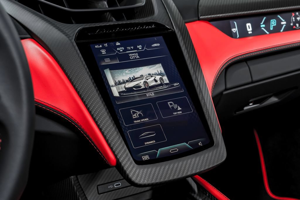 Used 2024 Lamborghini Revuelto AWD/4WD image 24