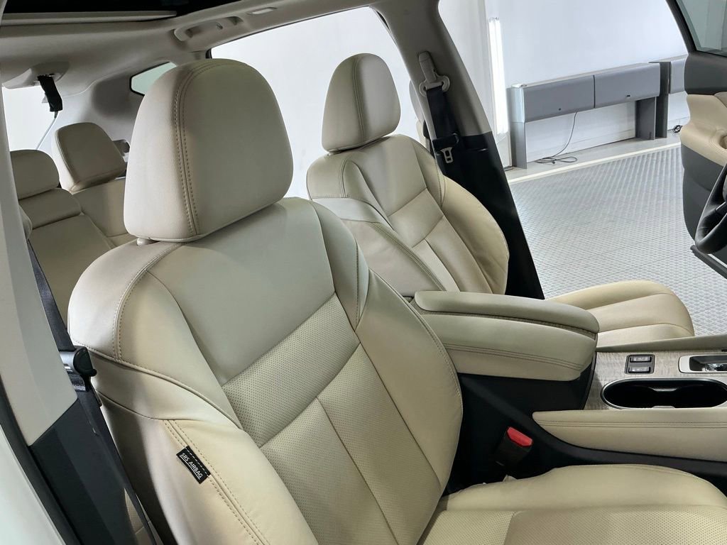 Used 2024 Nissan Murano SL image 16