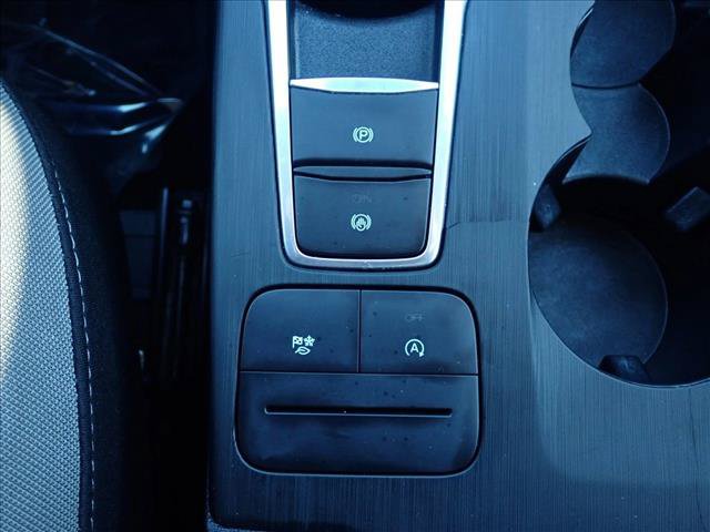 Used 2022 Ford Escape SE w/ SE Sport Appearance Package FWD image 21