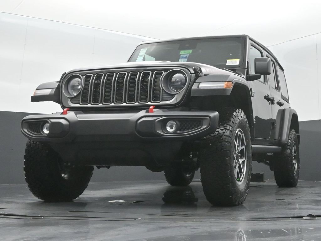 New 2025 Jeep Wrangler Unlimited Rubicon w/ Technology Group image 30