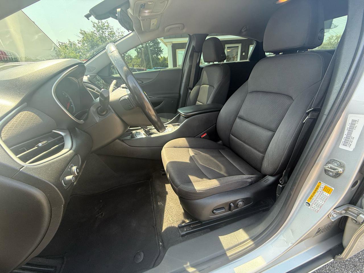 Used 2019 Chevrolet Malibu RS FWD image 16