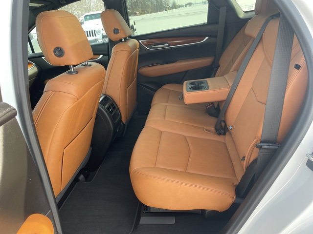 Used 2022 Cadillac XT5 Premium Luxury image 10