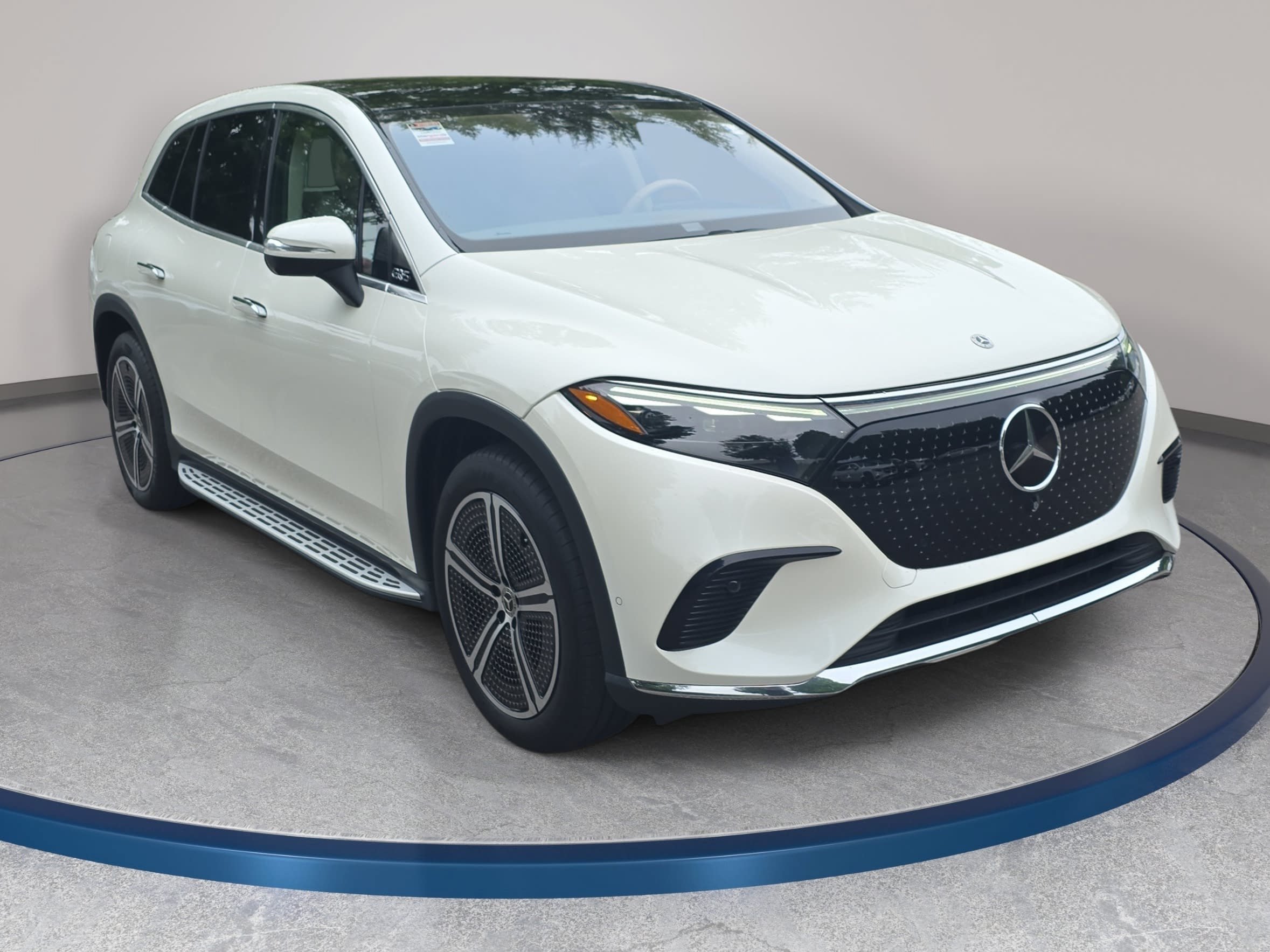 Certified 2023 Mercedes-Benz EQS 450+ SUV image 3