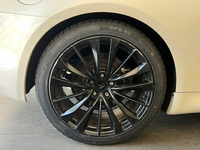 Used 2014 INFINITI Q60 Convertible w/ Premium Package RWD image 11