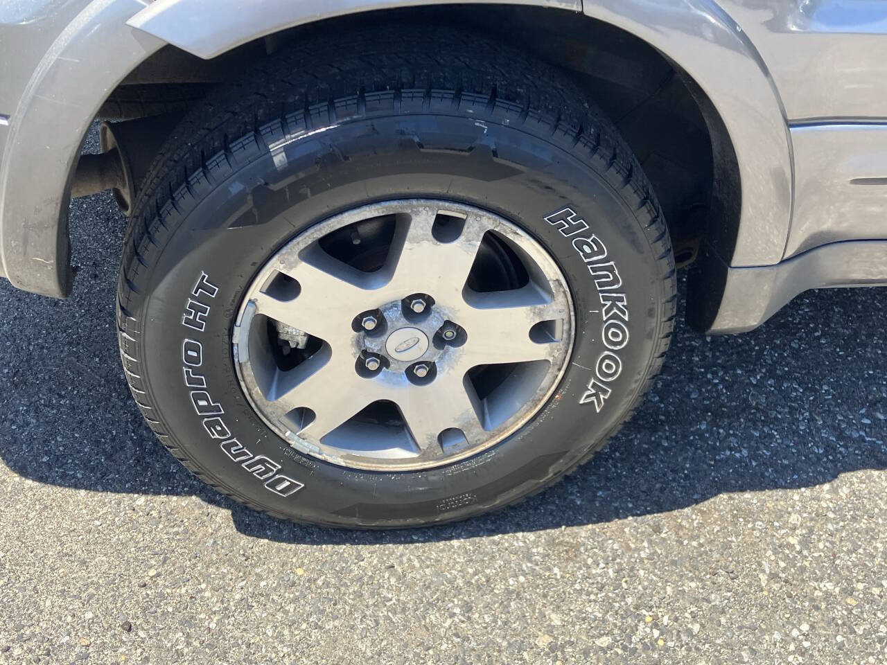 Used 2005 Ford Escape Limited AWD/4WD image 14