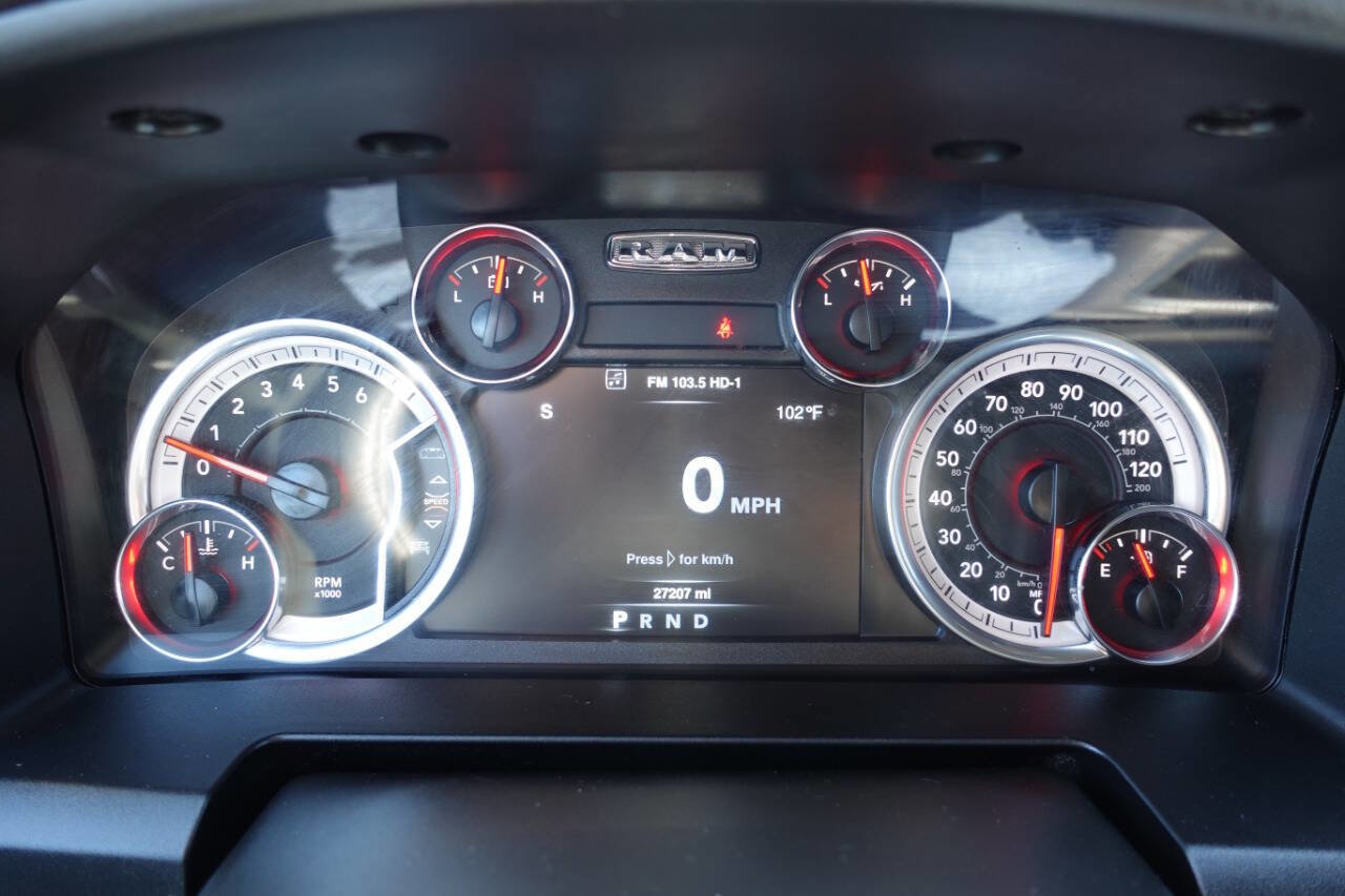 Used 2022 RAM 1500 Classic Warlock w/ Ceramic Grey Warlock Package image 46