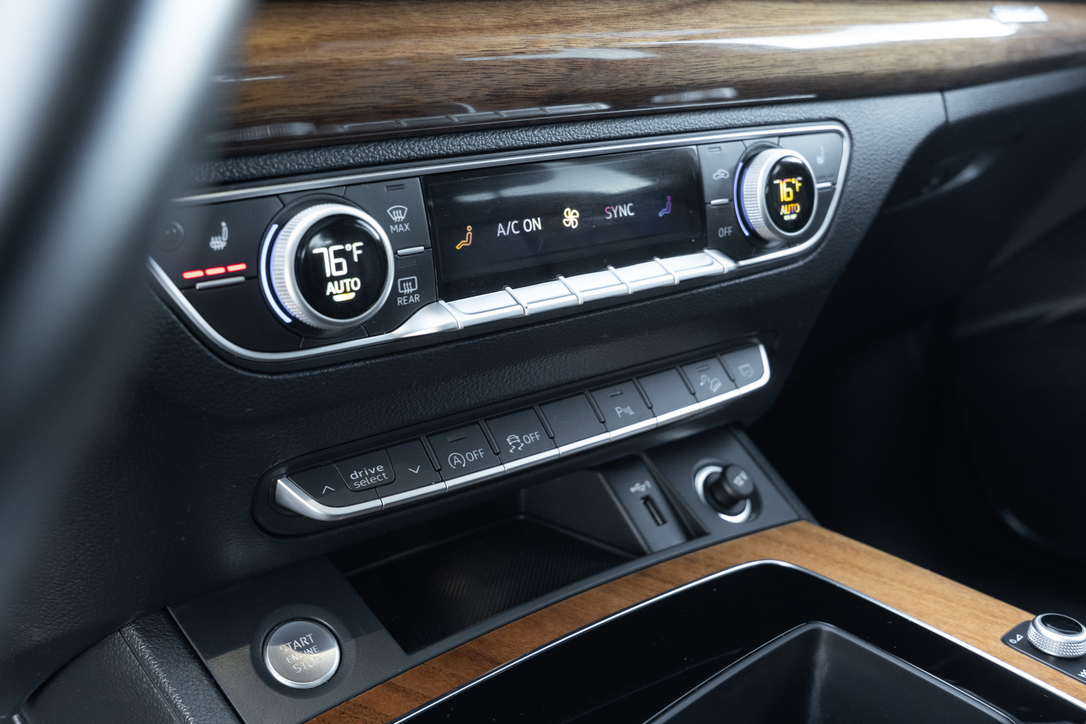 Certified 2023 Audi Q5 2.0T Premium w/ Convenience Package image 13