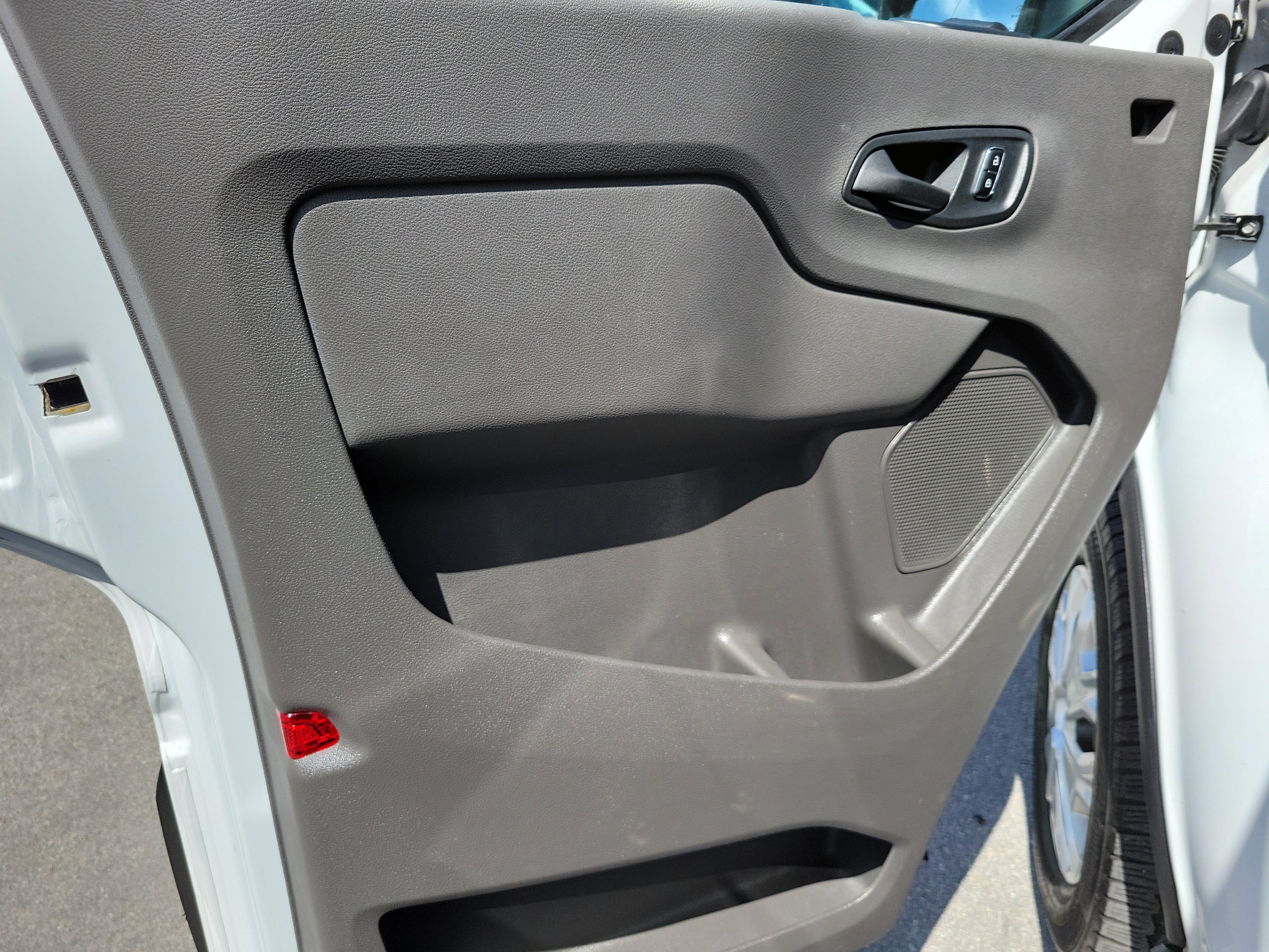 Used 2024 Ford Transit 350 XLT RWD image 29