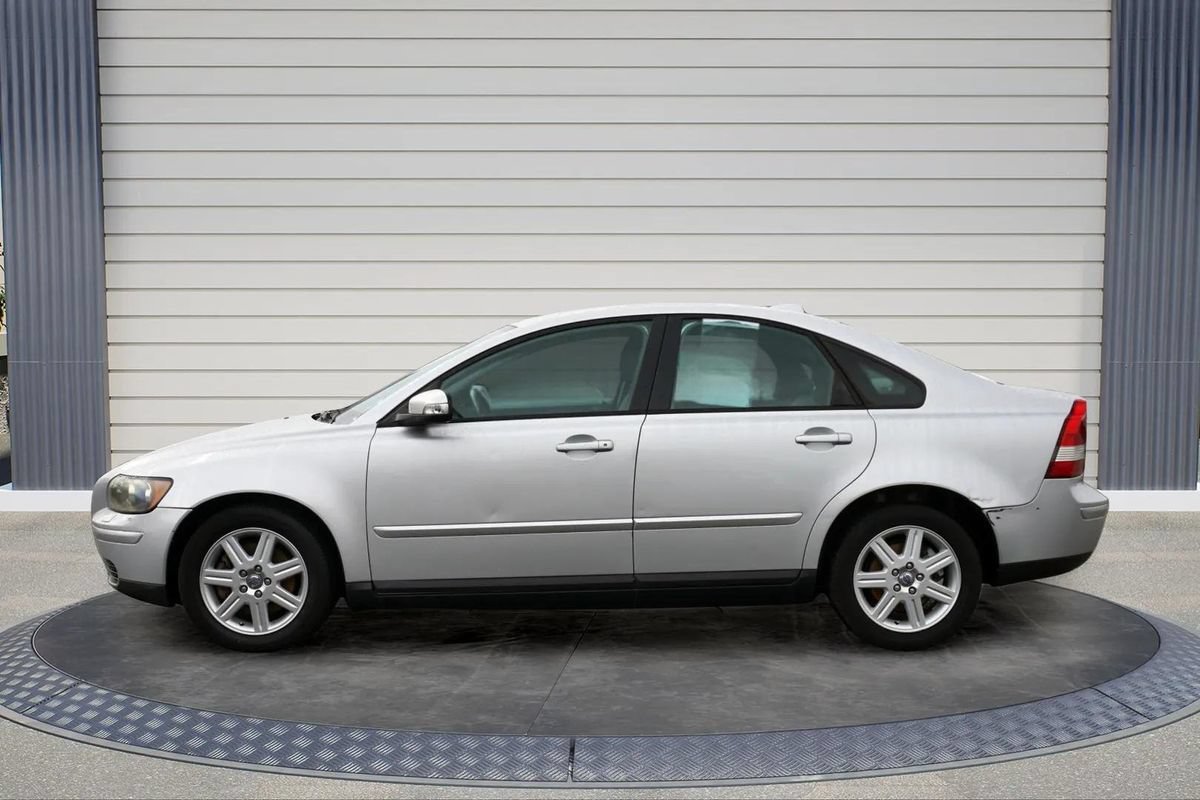 Used 2007 Volvo S40 2.4i FWD image 4