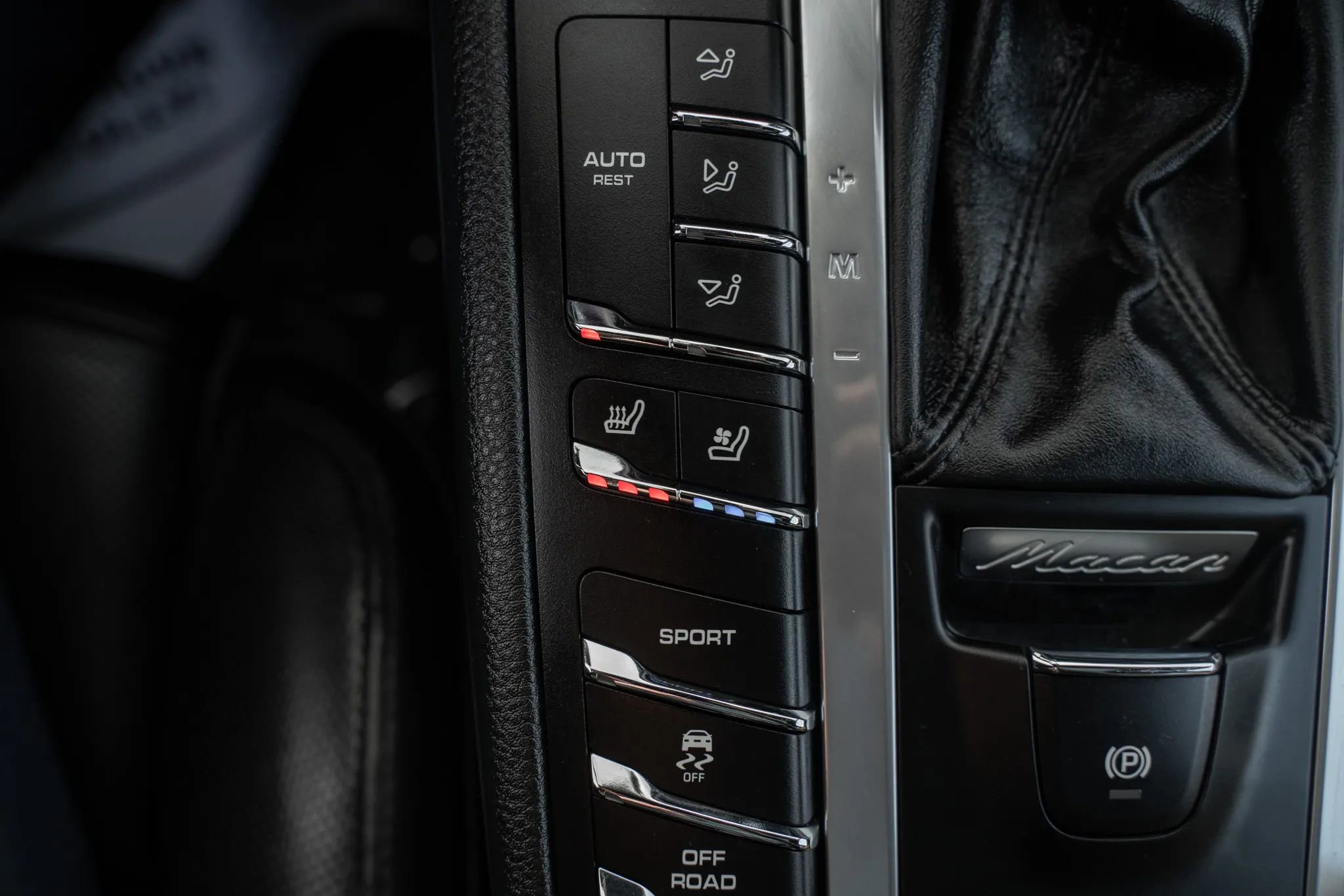 Used 2020 Porsche Macan S image 34