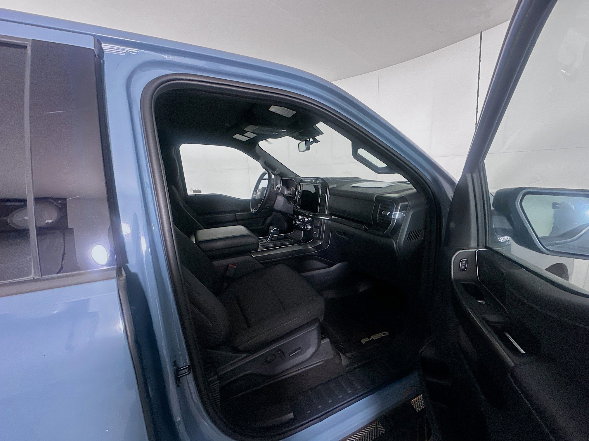 Used 2023 Ford F150 XLT w/ Equipment Group 302A High image 30