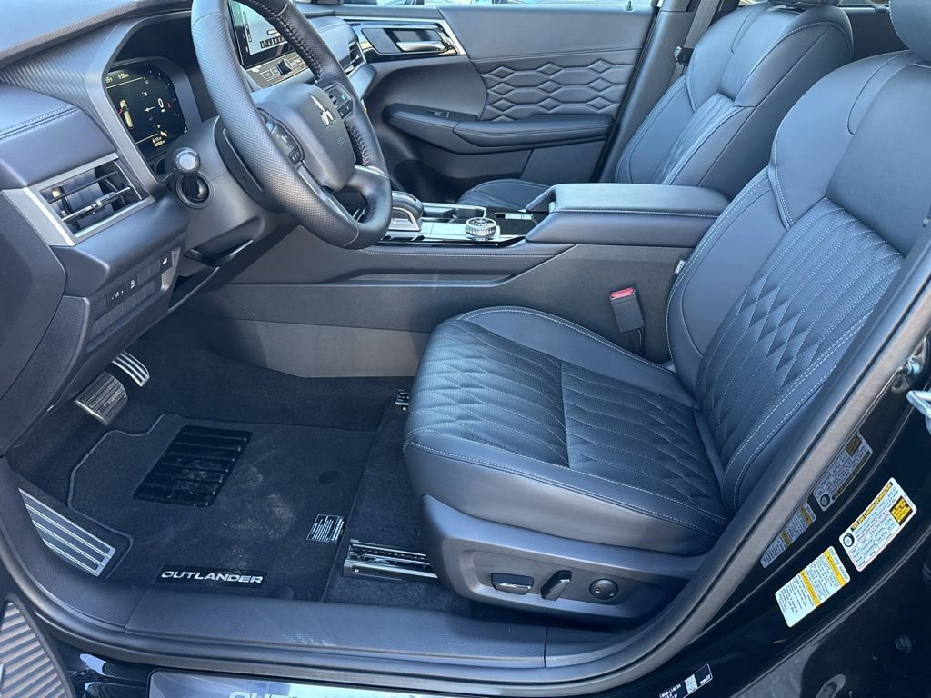 New 2026 Mitsubishi Outlander SEL image 23