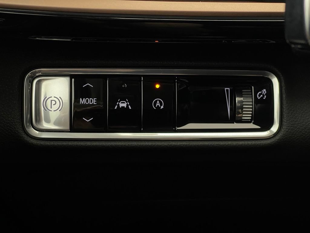 Used 2025 Buick Envision Sport Touring AWD/4WD image 22