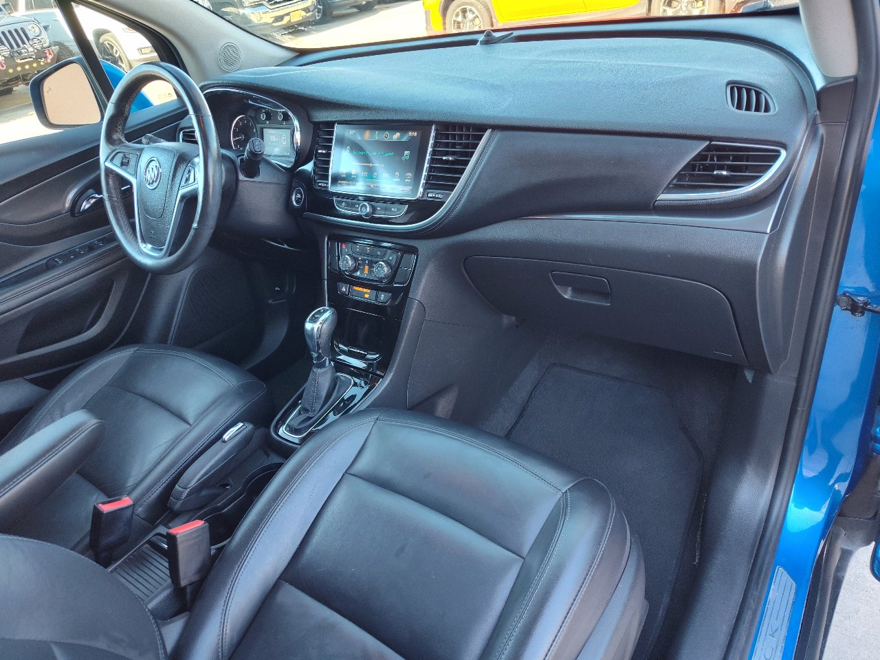 Used 2018 Buick Encore Essence image 39