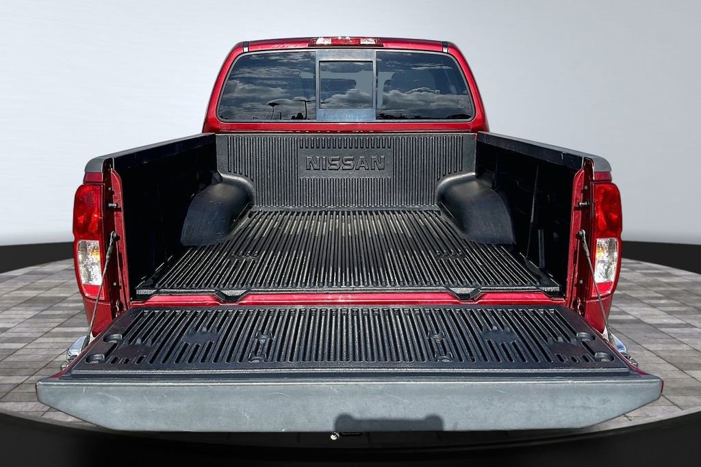 Used 2019 Nissan Frontier SV image 25