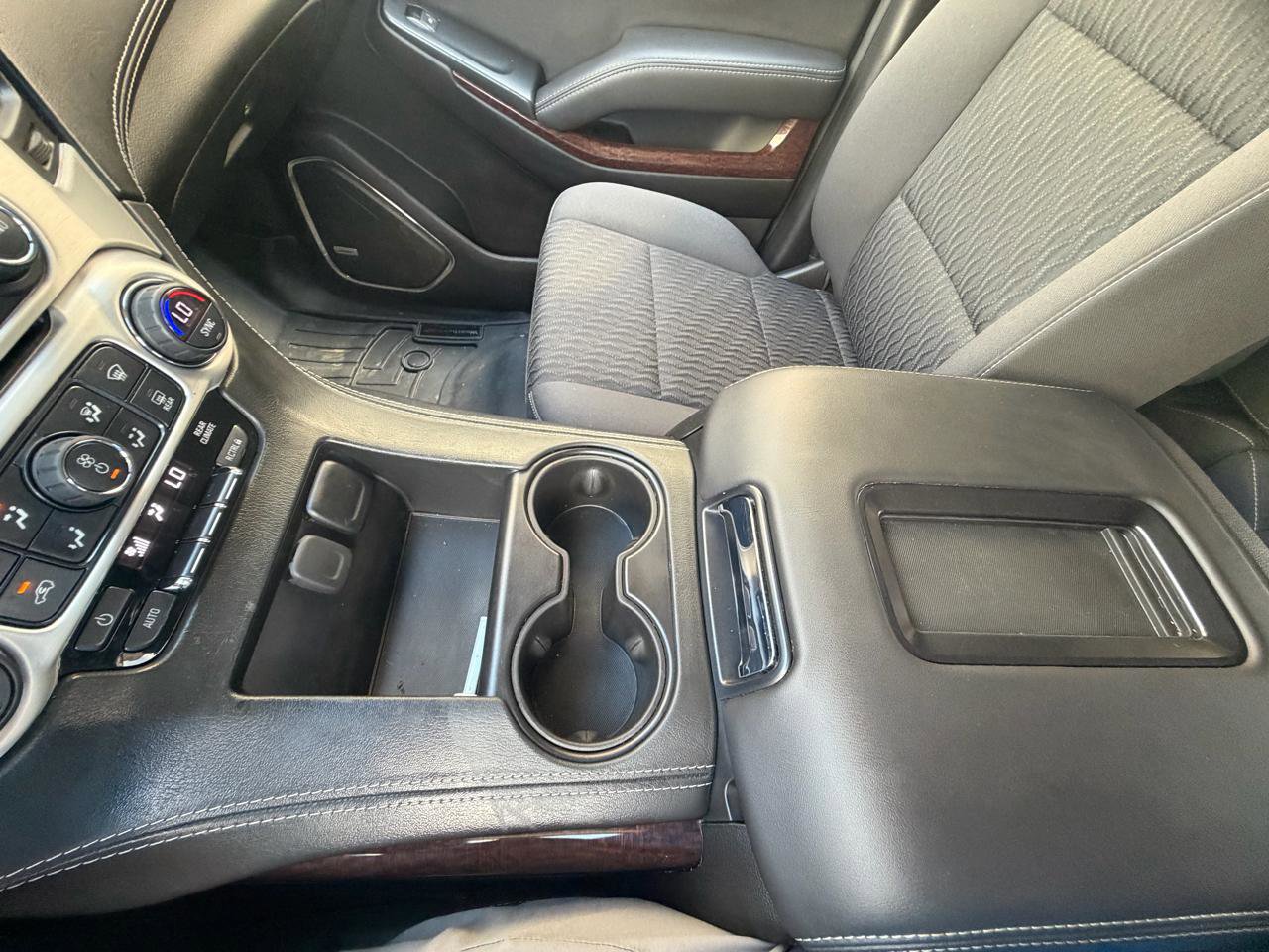 Used 2017 GMC Yukon SLE w/ SLE Value Package image 54