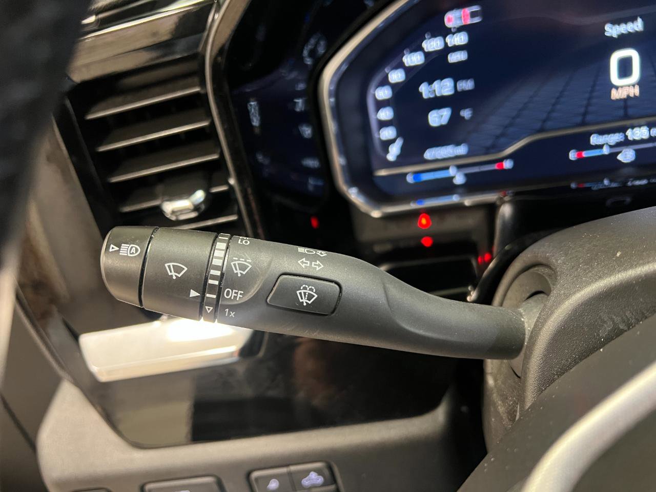 Used 2025 GMC Sierra 1500 SLT image 45
