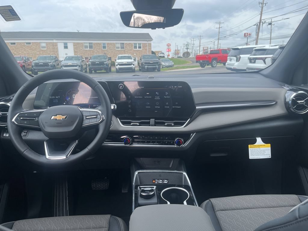 New 2026 Chevrolet Equinox LT w/ Convenience Package II FWD image 30
