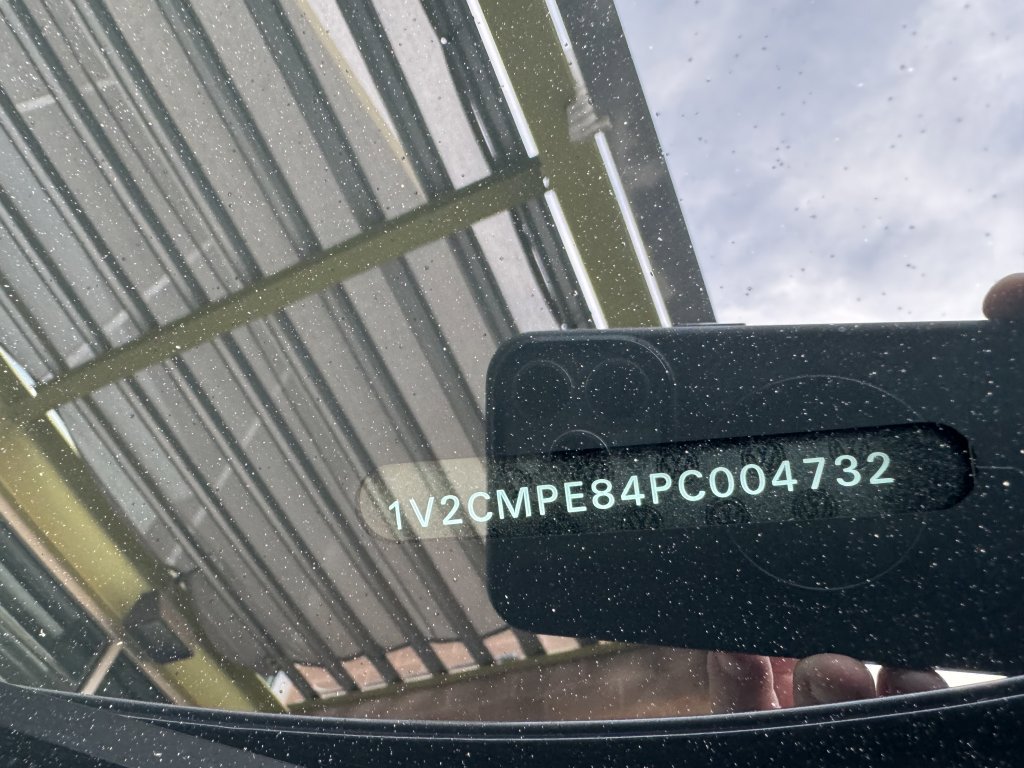 Used 2023 Volkswagen ID.4 Pro image 41