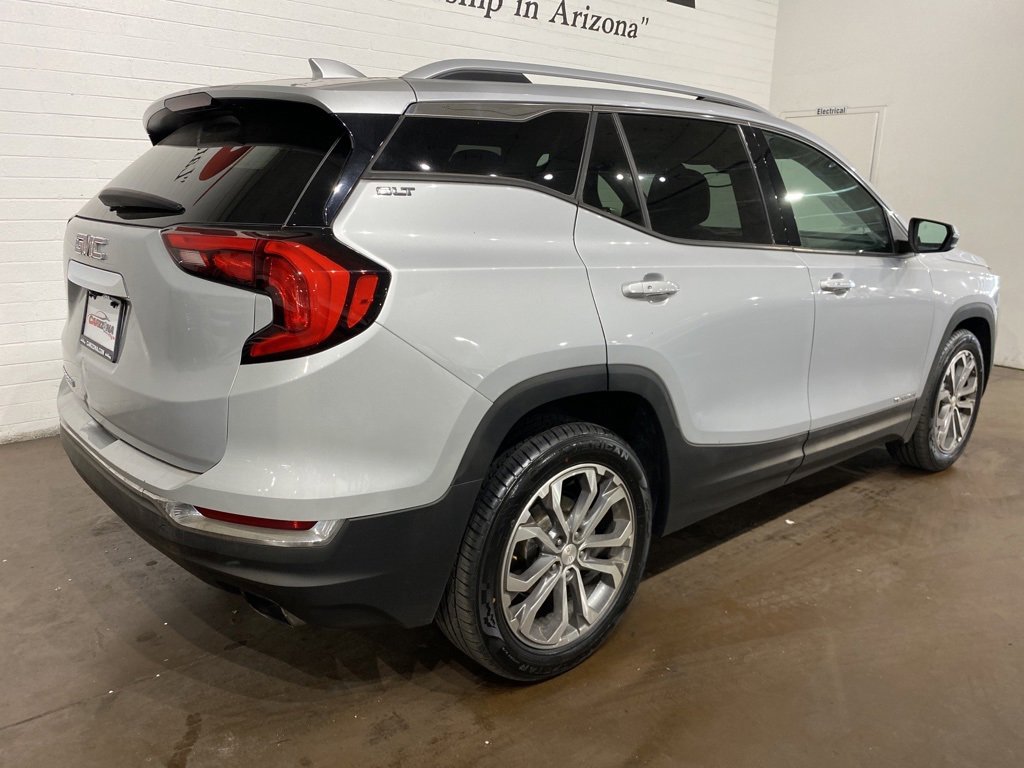 Used 2020 GMC Terrain SLT w/ Preferred Package image 3