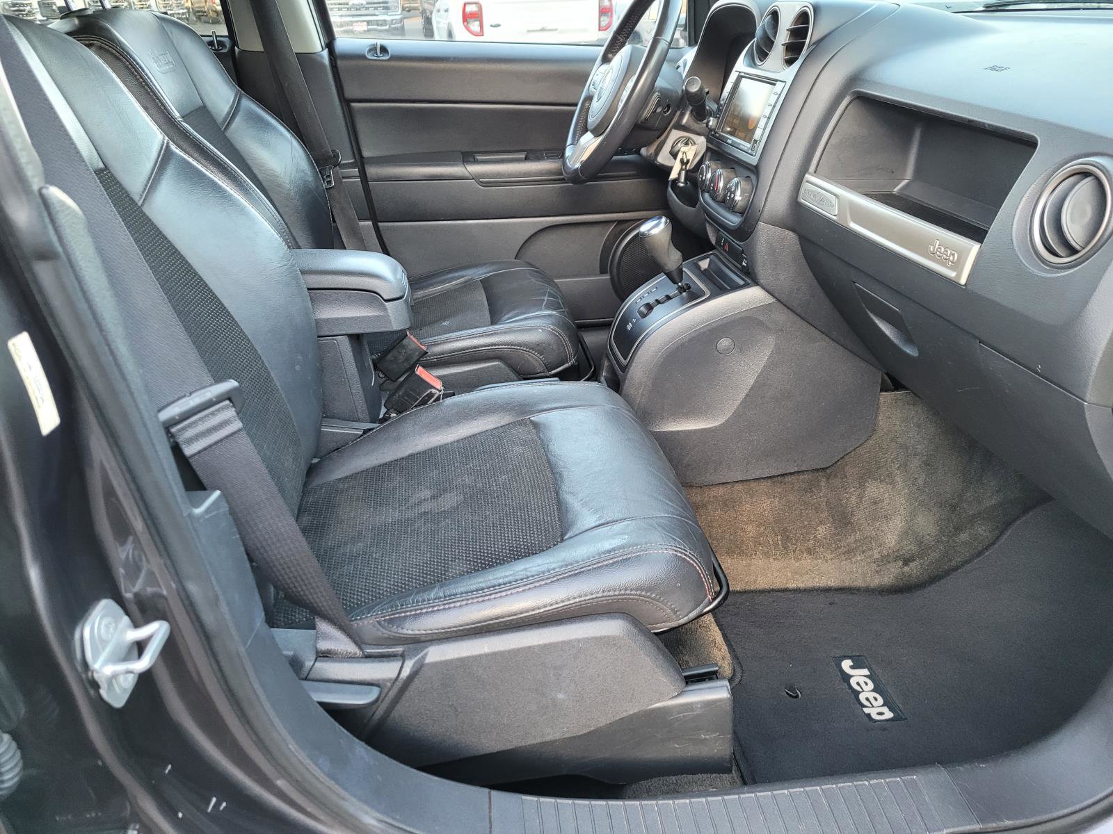 Used 2016 Jeep Compass 75th Anniversary w/ Power Value Group image 21