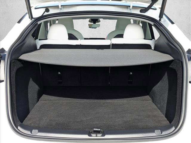 Used 2025 Tesla Model Y Long Range image 23