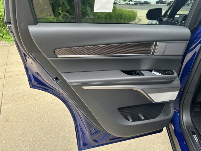 New 2026 Cadillac Vistiq Sport w/ LPO, Floor Liner Package image 26