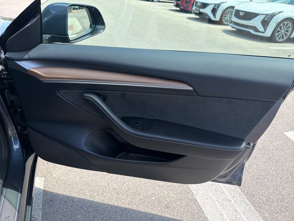 Used 2023 Tesla Model 3 Standard Range RWD image 36