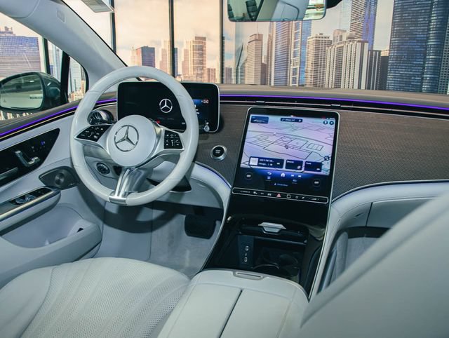Certified 2023 Mercedes-Benz EQE 500 4MATIC Sedan image 13