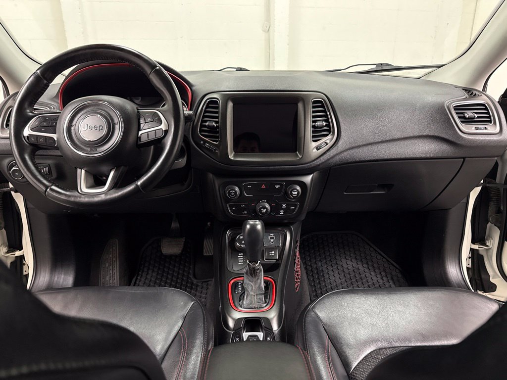 Used 2017 Jeep Compass Trailhawk w/ Navigation Group AWD/4WD image 36
