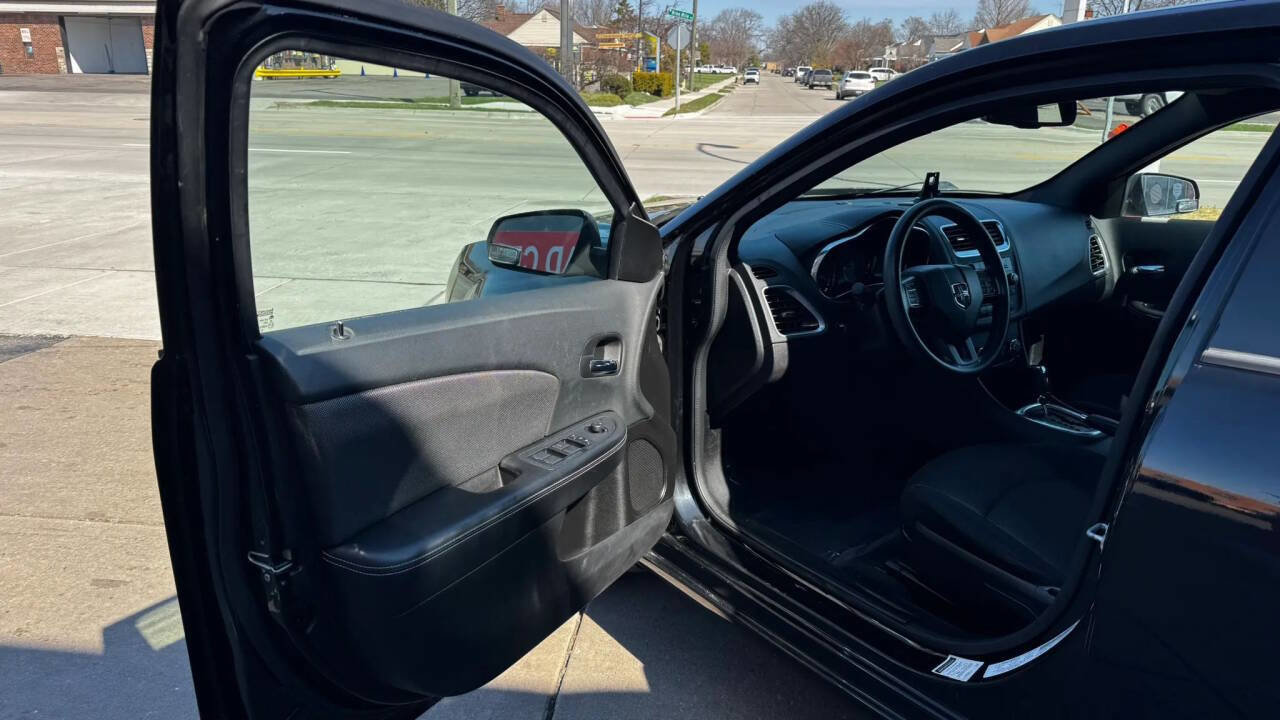 Used 2014 Dodge Avenger SE FWD image 9