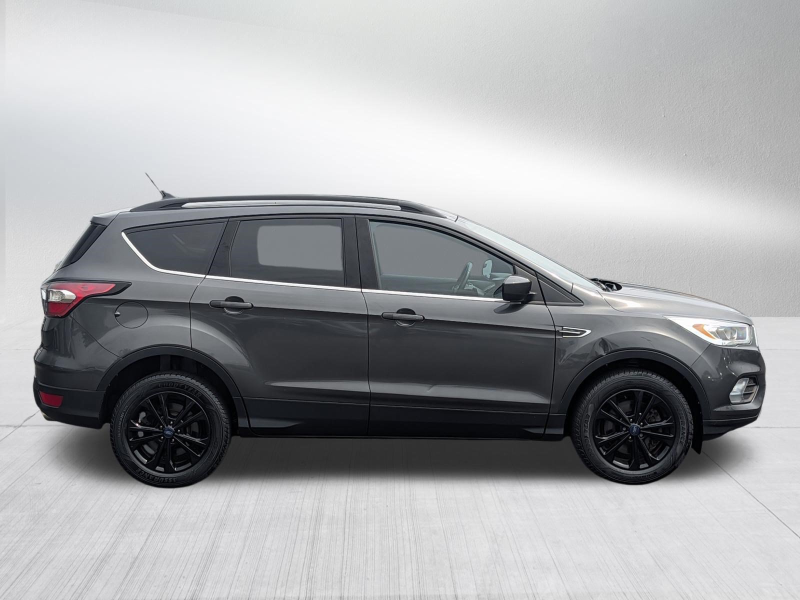 Used 2018 Ford Escape SEL AWD/4WD image 8