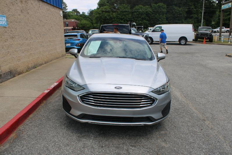 Used 2019 Ford Fusion SE FWD image 2