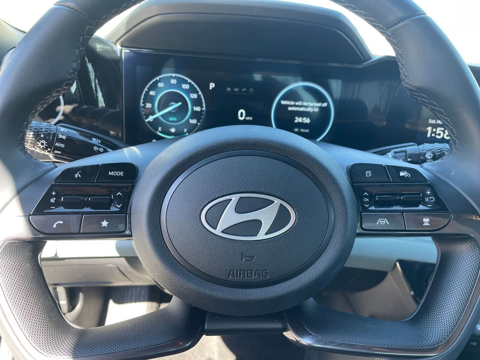 Used 2025 Hyundai Elantra Limited image 30