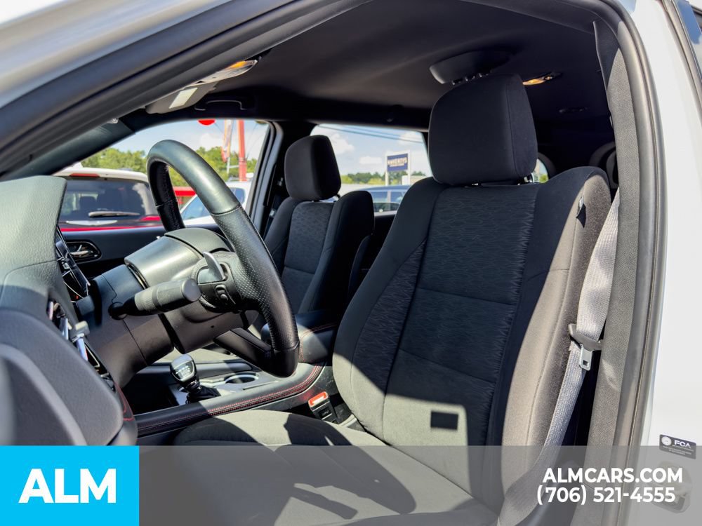 Used 2025 Dodge Durango GT RWD image 12
