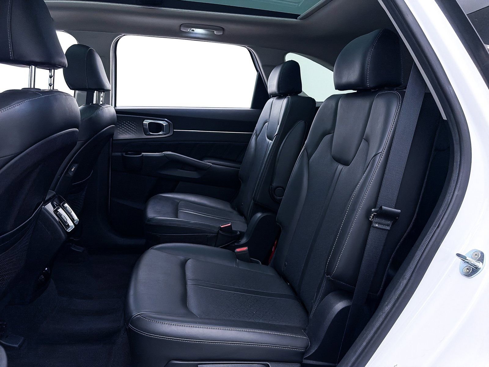 Used 2021 Kia Sorento SX image 38