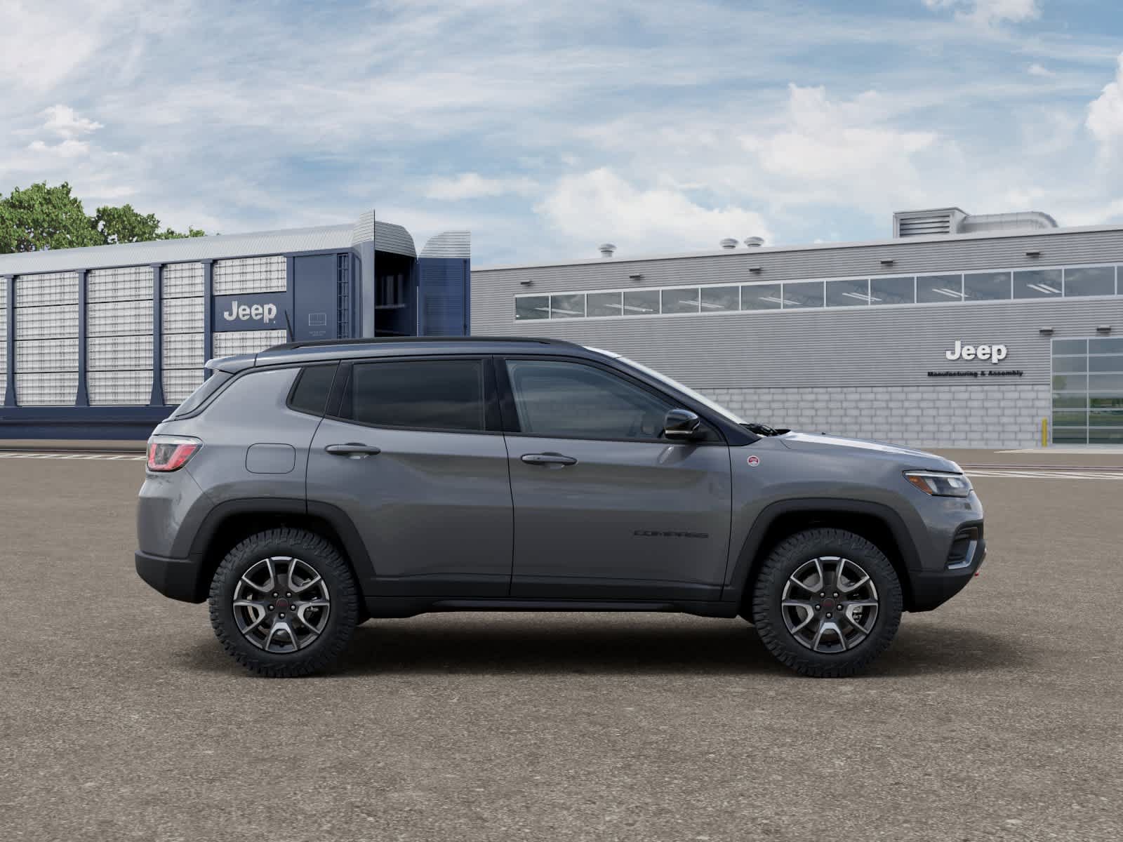 New 2026 Jeep Compass Trailhawk w/ Sun, Sound & Navigation Group AWD/4WD image 21