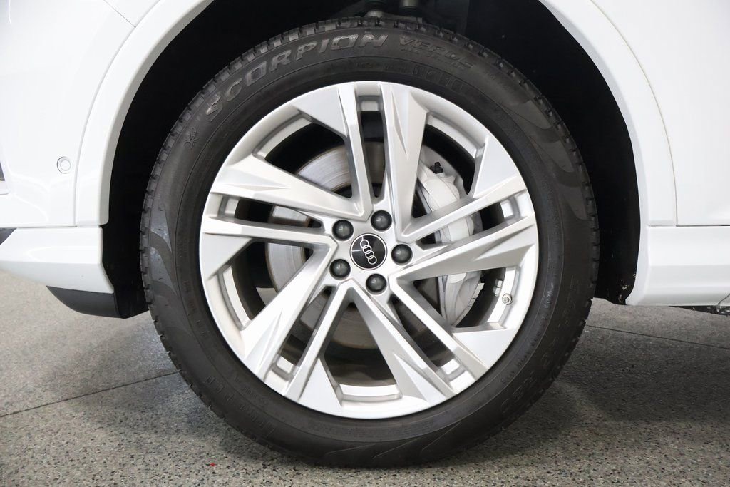 Certified 2022 Audi Q7 2.0T Premium Plus w/ Premium Plus Package image 5