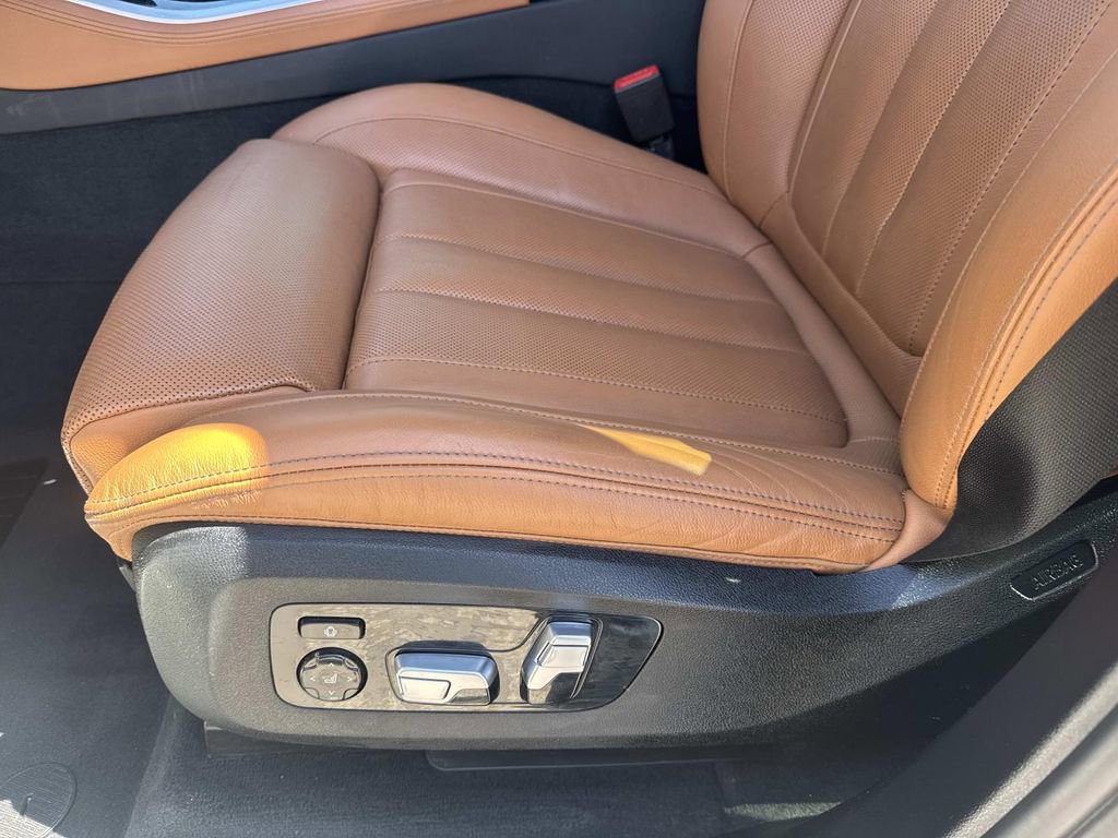 Used 2021 BMW X5 sDrive40i w/ M Sport Package image 19