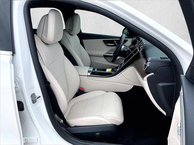 Used 2025 Mercedes-Benz C 300 Sedan image 9