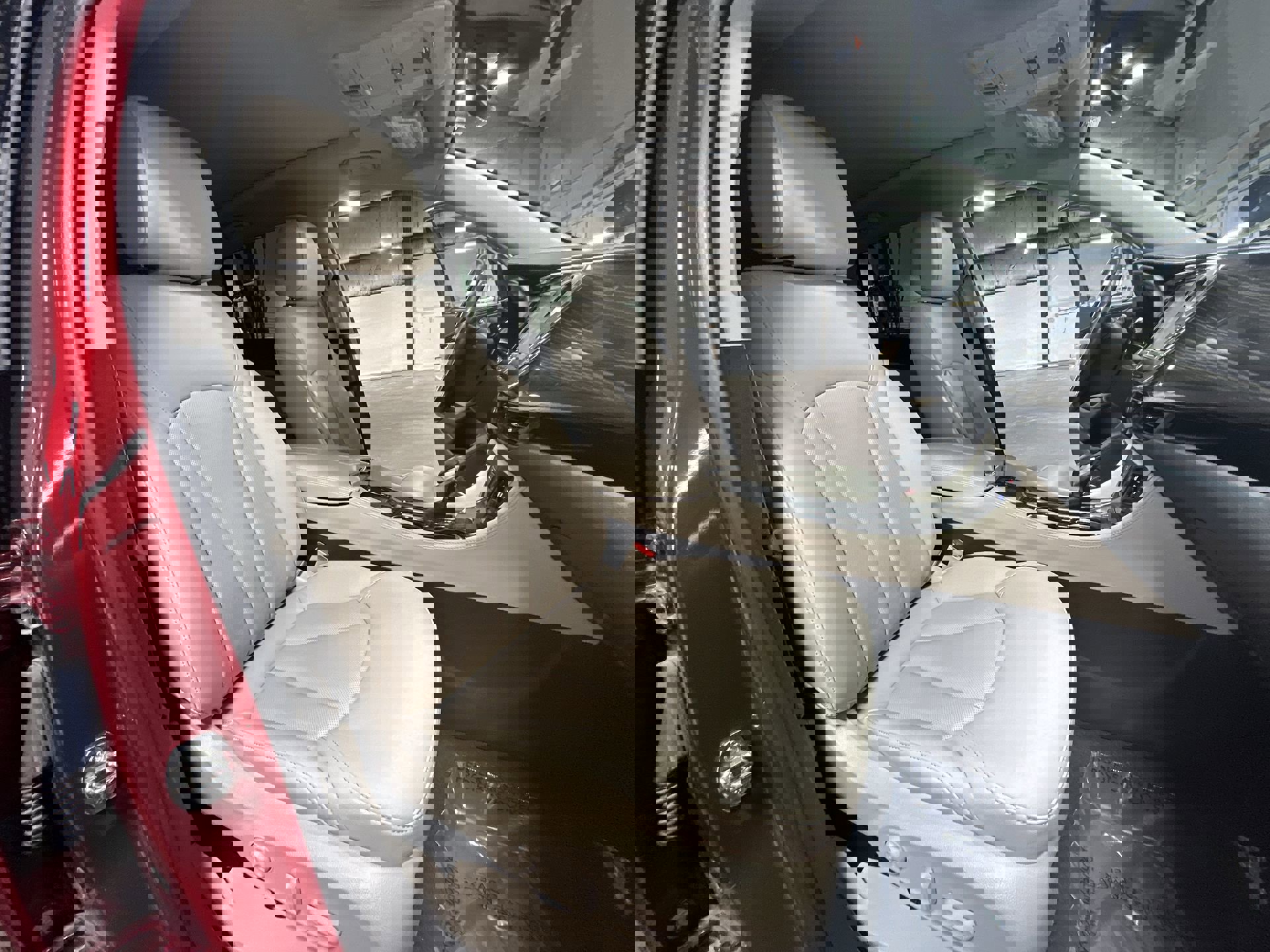 Used 2019 Buick Envision Premium image 30